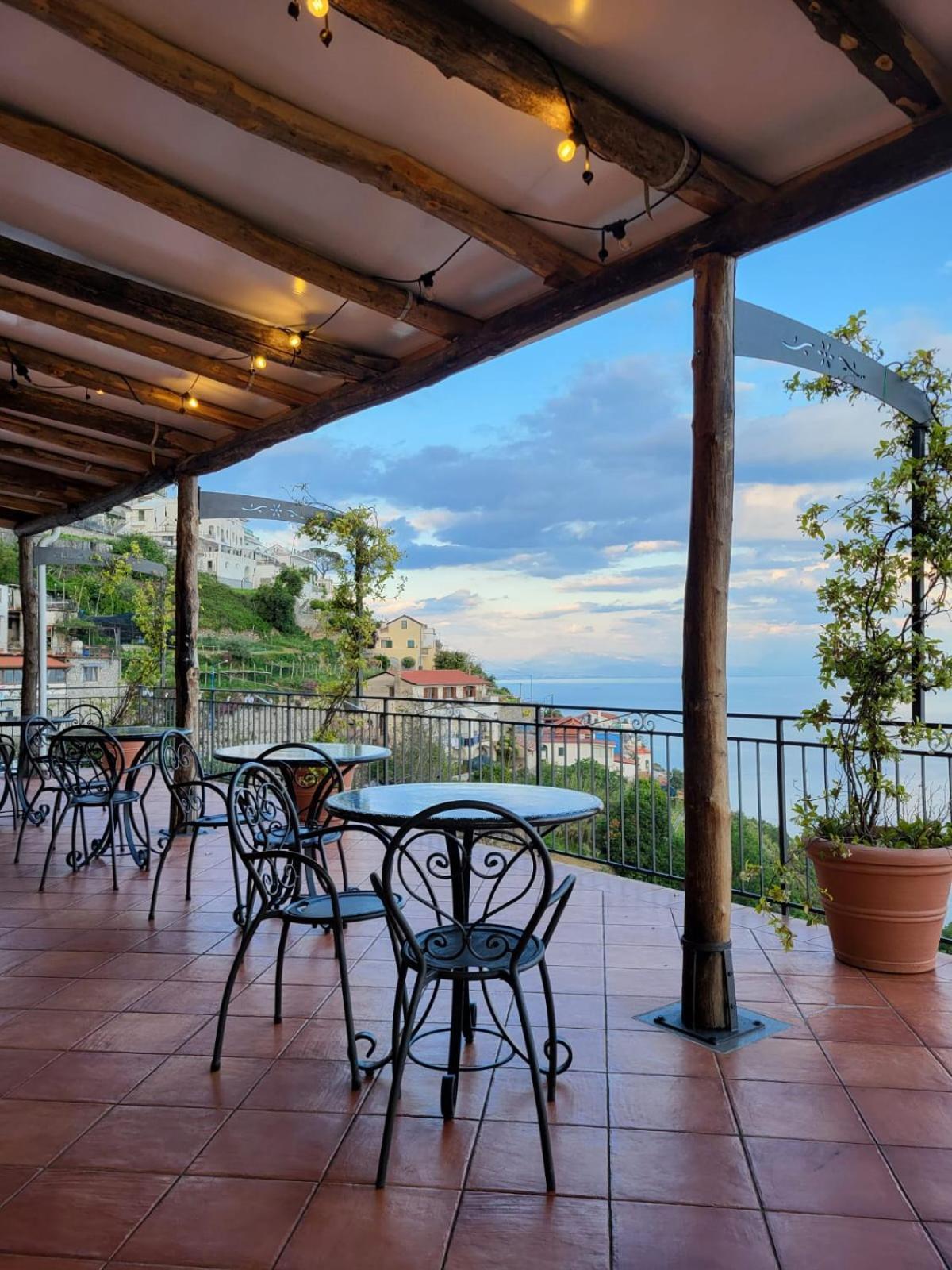 Villa Pino Furore Zewnętrze zdjęcie